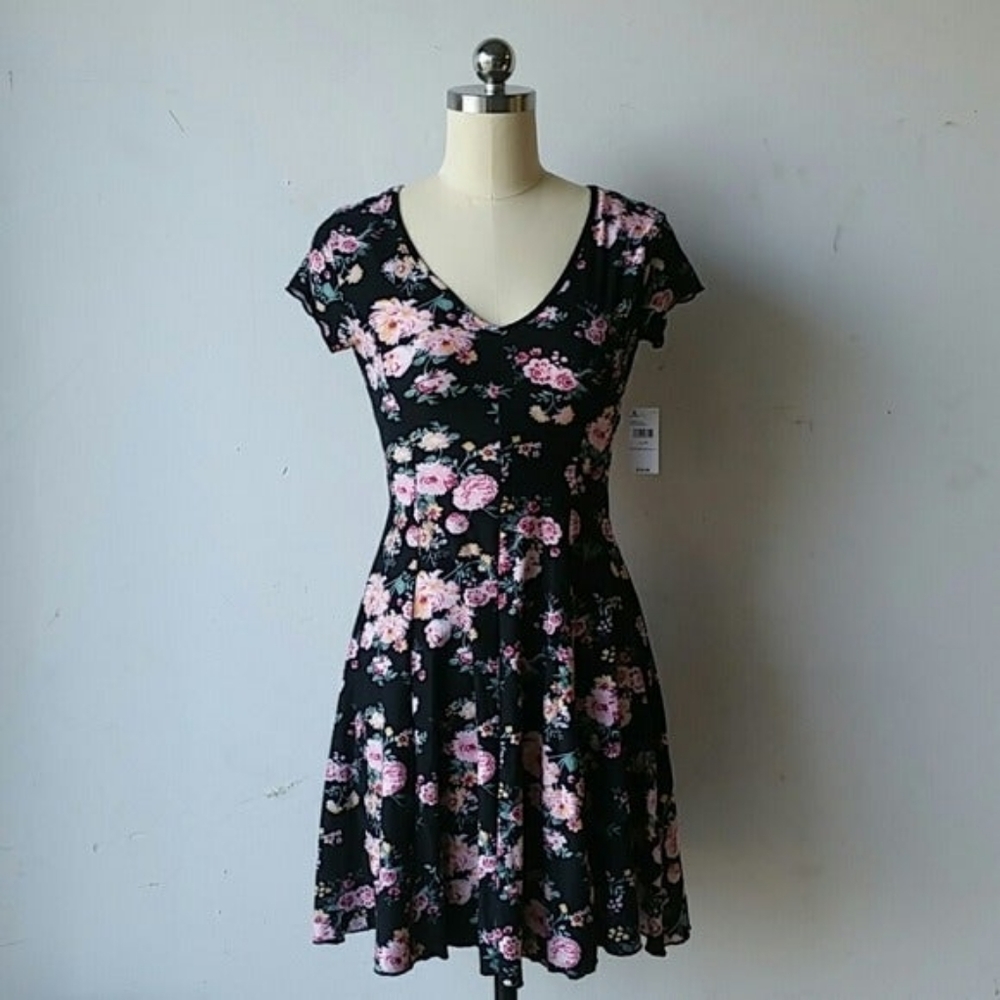 Bundle Sale Derek Heart Short Sleeve Floral Dress